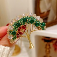XSB186 - Korean Sparkling Tree Brooch